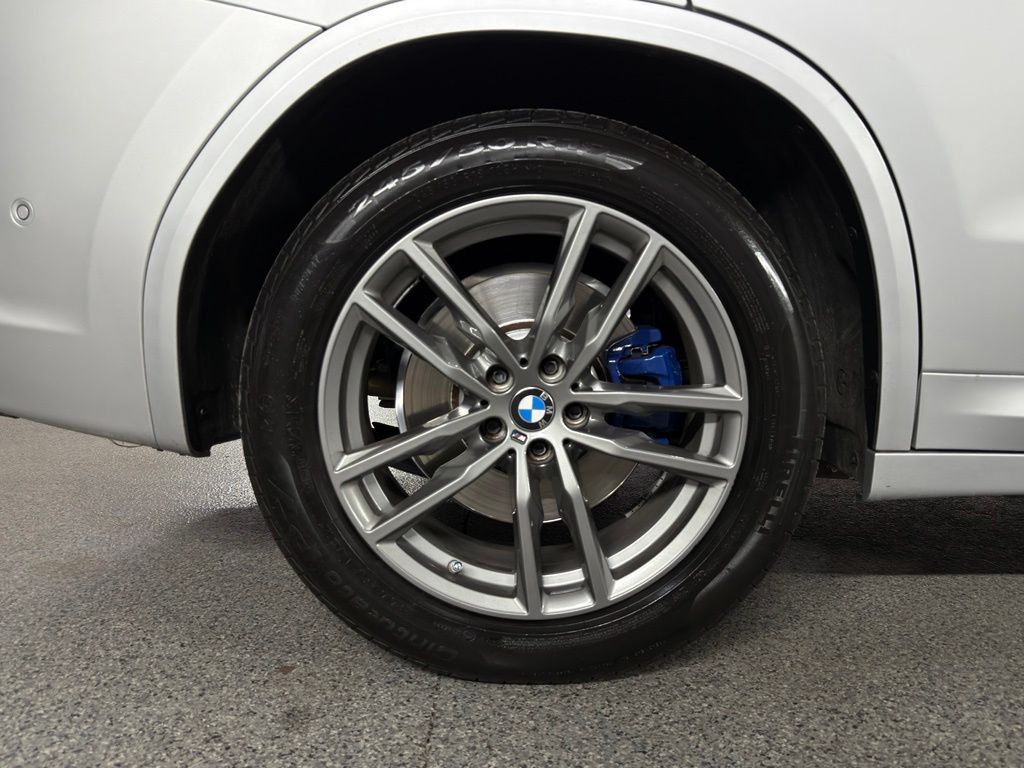 صورة 7 لـ 2020 BMW X3 M40I