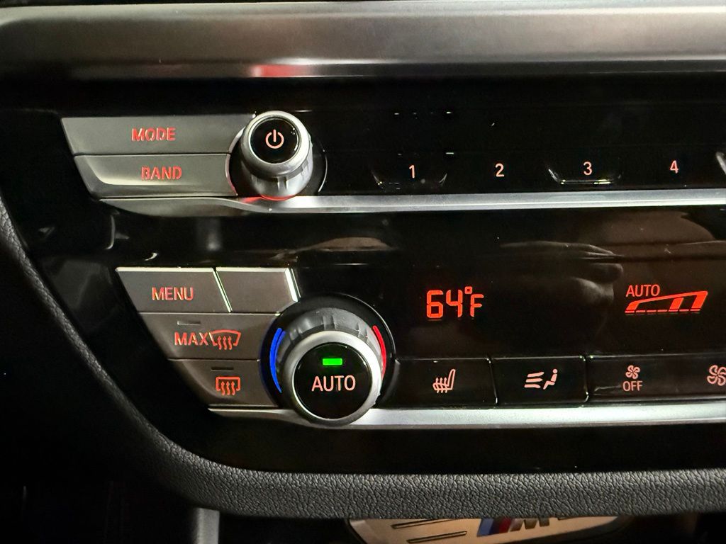 صورة مصغرة 41 لـ 2020 BMW X3 M40I