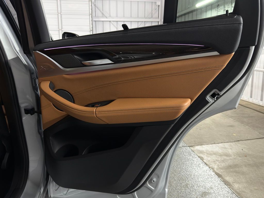 صورة مصغرة 26 لـ 2020 BMW X3 M40I