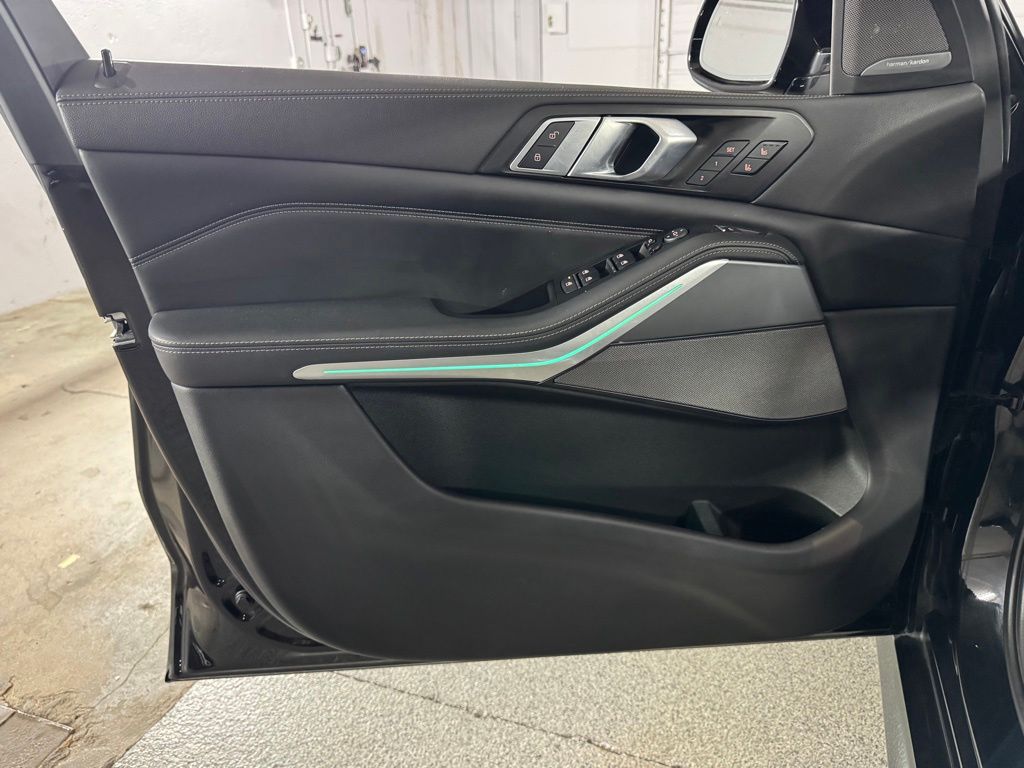 صورة مصغرة 42 لـ 2023 BMW X5 M50I