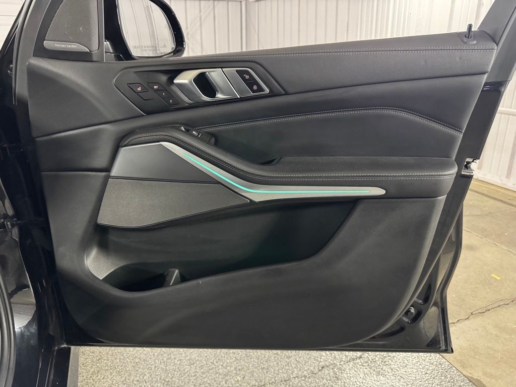 صورة مصغرة 55 لـ 2023 BMW X5 M50I