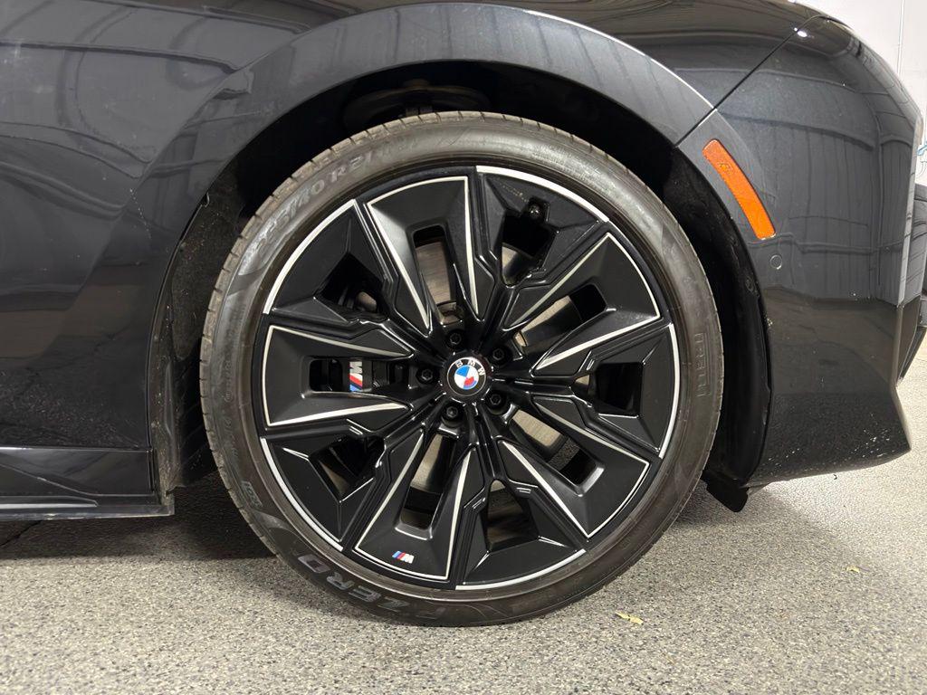 صورة 6 لـ 2023 BMW I7 XDRIVE60