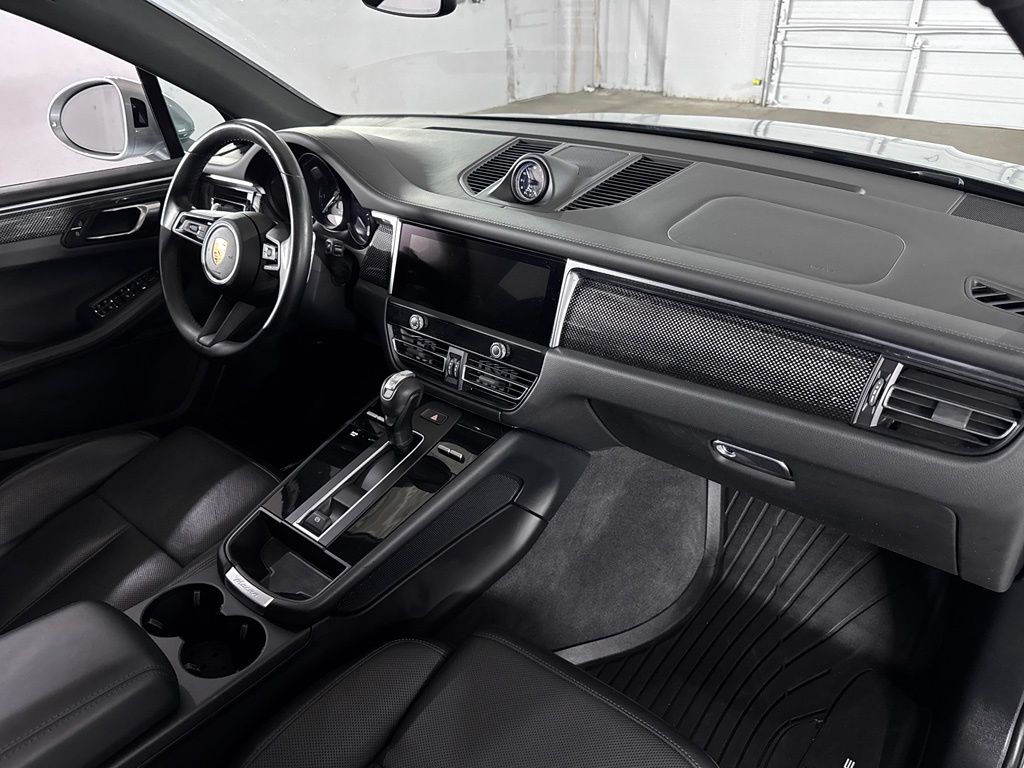 2022 Porsche MACAN GTS thumbnail 49