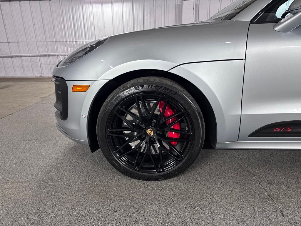 2022 Porsche MACAN GTS thumbnail 20