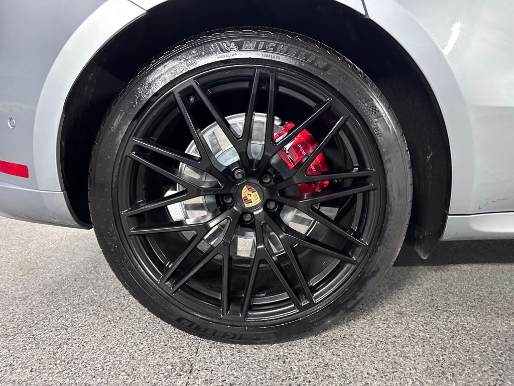 2022 Porsche MACAN GTS thumbnail 11