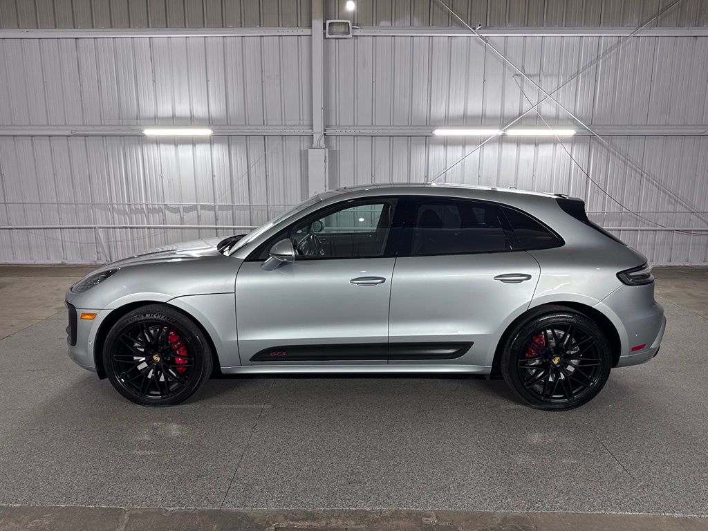 2022 Porsche MACAN GTS thumbnail 18