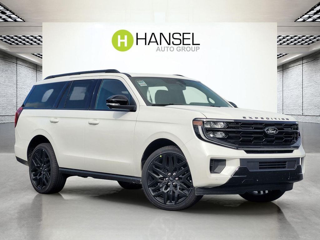 New 2026 Ford Expedition Platinum