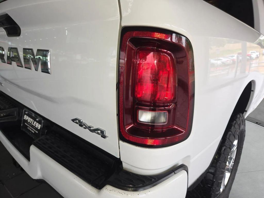 2025 RAM 2500 LONE STAR CREW CAB 4X4 6'4' BOX — миниатюра 12