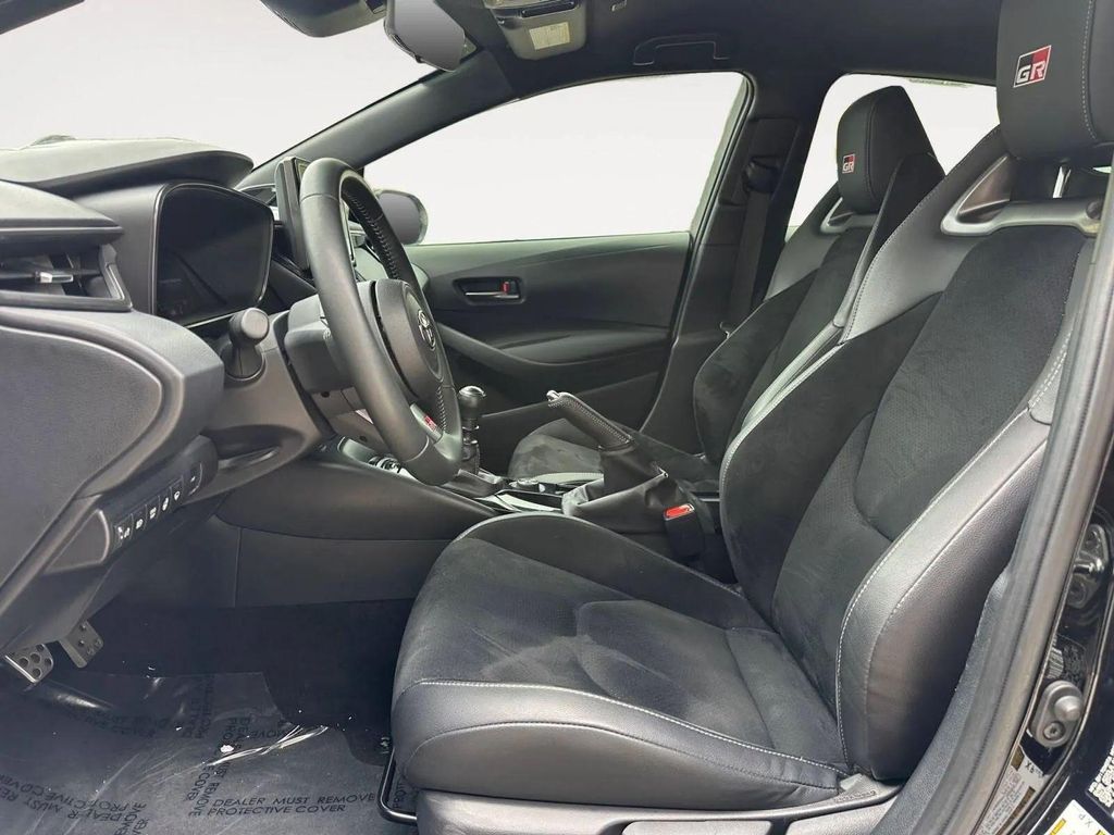 2024 Toyota GR COROLLA PREMIUM — миниатюра 19