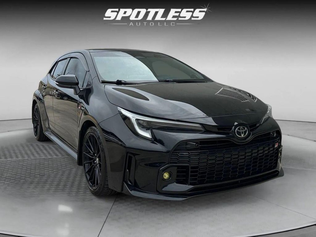 2024 Toyota GR COROLLA PREMIUM — фото 9
