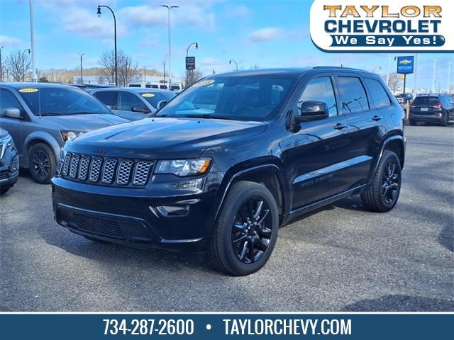 Used 2018 Jeep Grand Cherokee Altitude