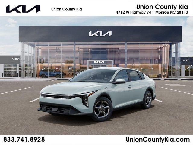 New 2026 Kia K4 LXS