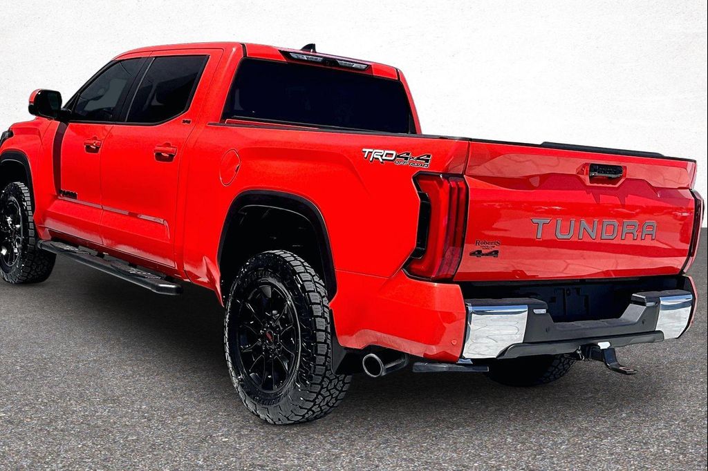TOYOTA TUNDRA - 5