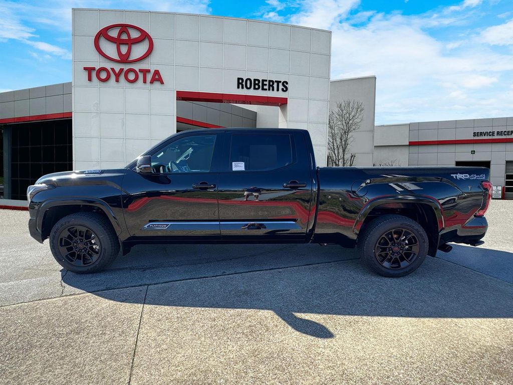 TOYOTA TUNDRA - 4