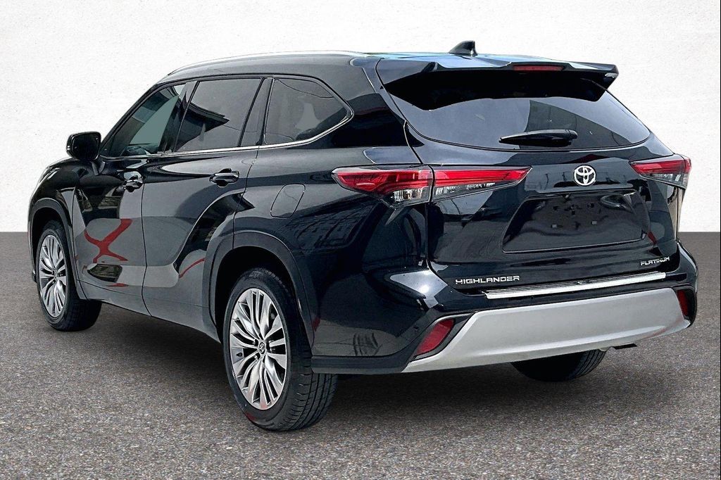 TOYOTA HIGHLANDER - 5