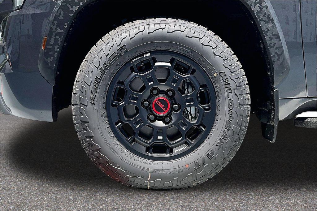 صورة 10 لـ 2026 Toyota SEQUOIA TRD PRO