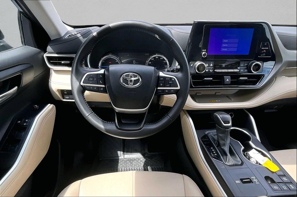 TOYOTA HIGHLANDER - 8