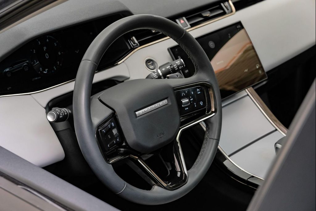 صورة مصغرة 20 لـ 2024 LAND Rover RANGE ROVER EVOQUE CORE S