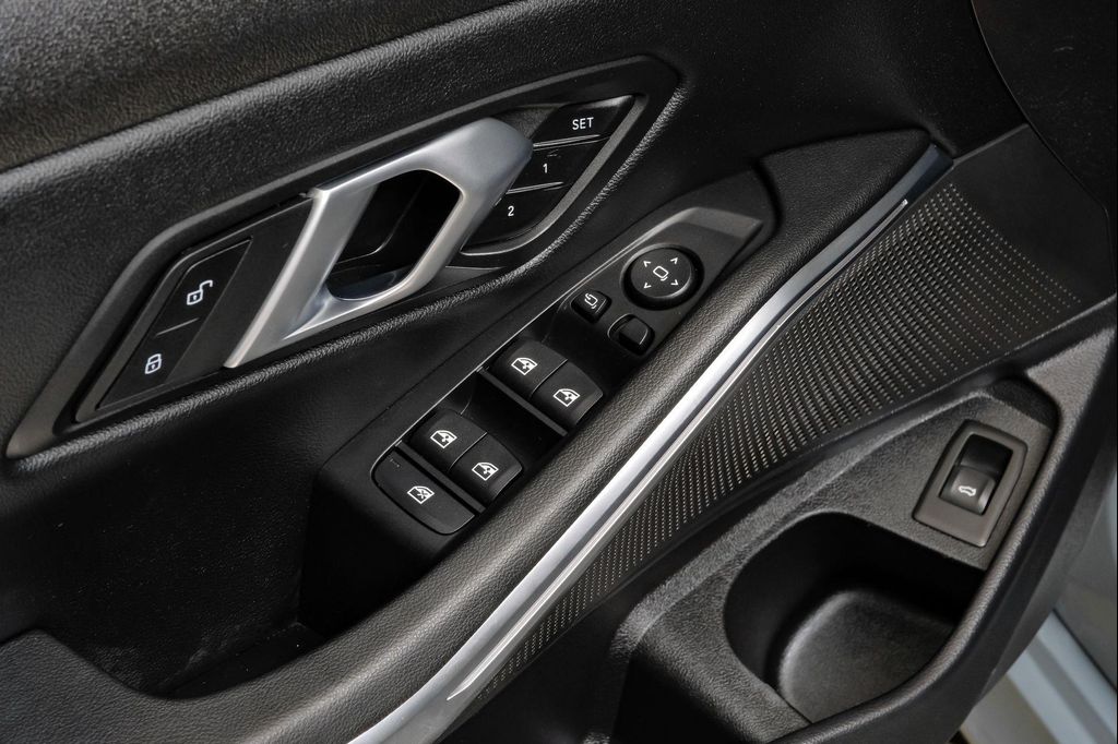 صورة مصغرة 45 لـ 2026 BMW 330 NA