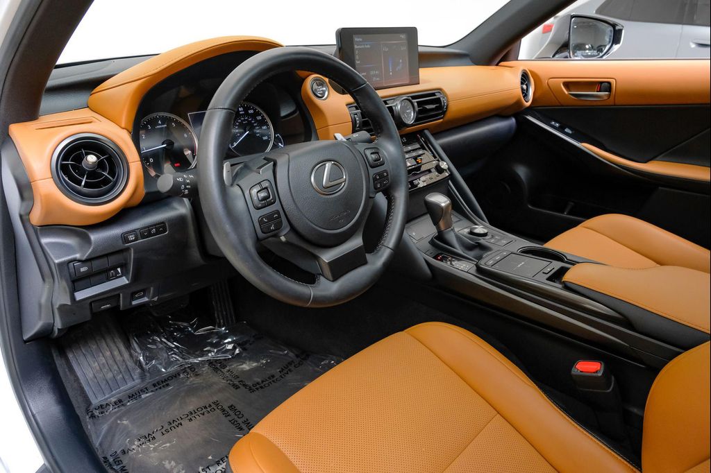 2024 Lexus IS 300 BASE photo 3