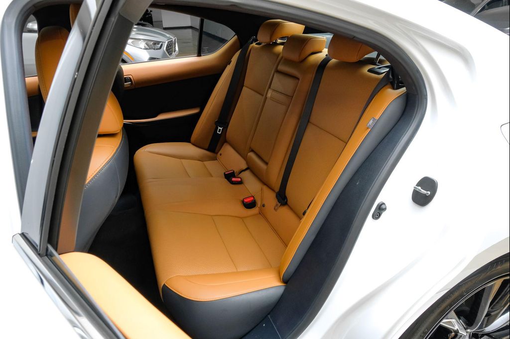 2024 Lexus IS 300 BASE — миниатюра 41