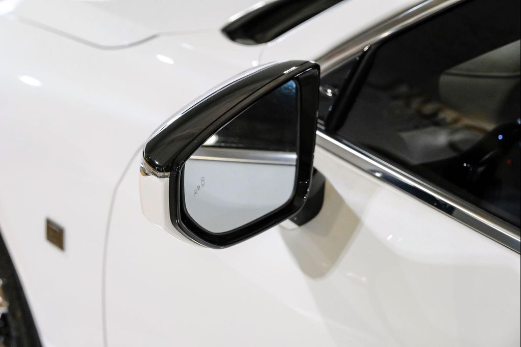 2024 Lexus IS 300 BASE — миниатюра 43