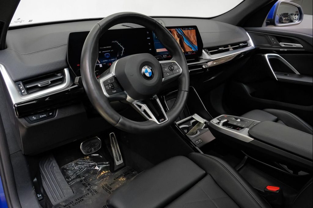 2025 BMW X2 XDRIVE28I 照片 3