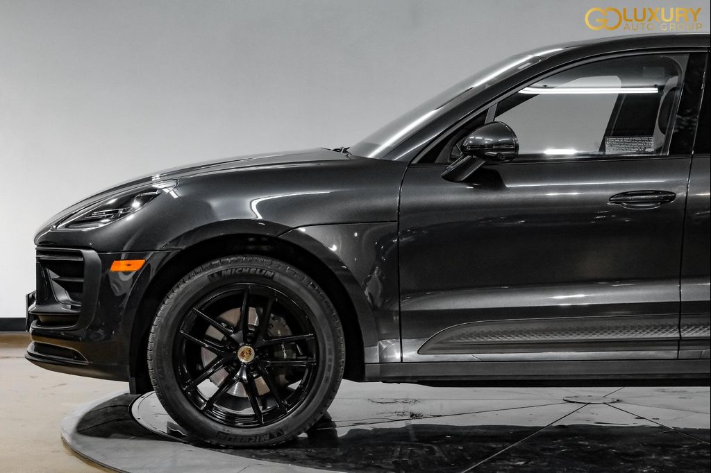 صورة مصغرة 14 لـ 2023 Porsche MACAN T