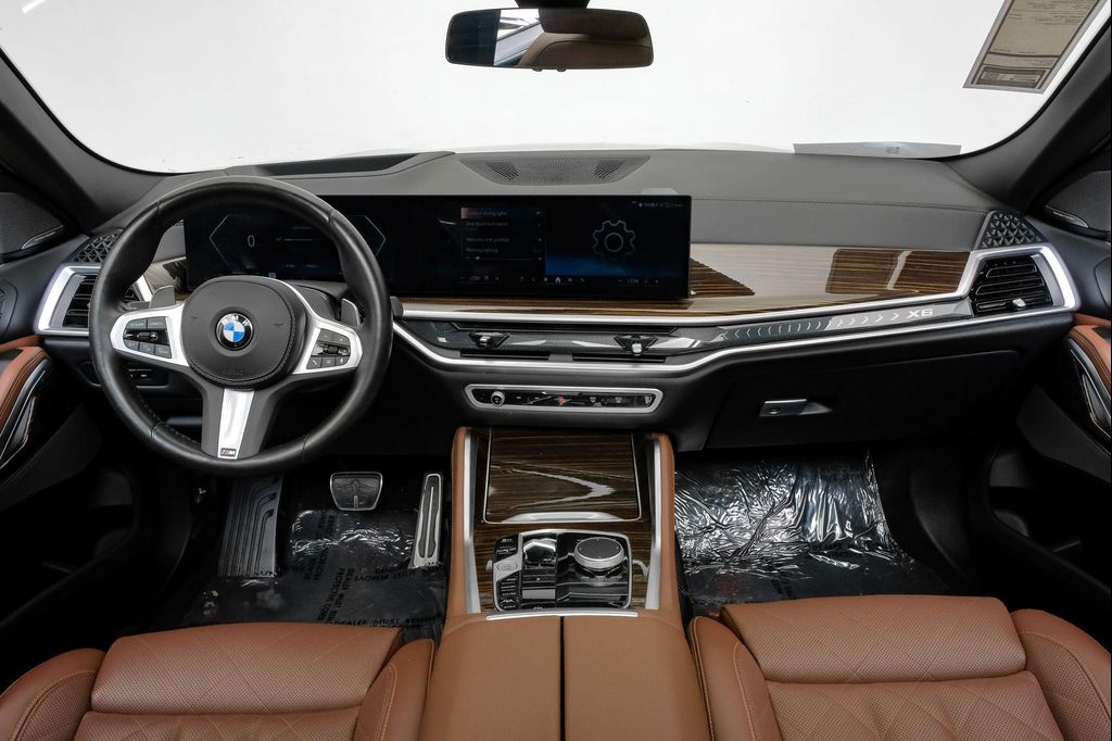 2025 BMW X6 XDRIVE40I 缩略图 18