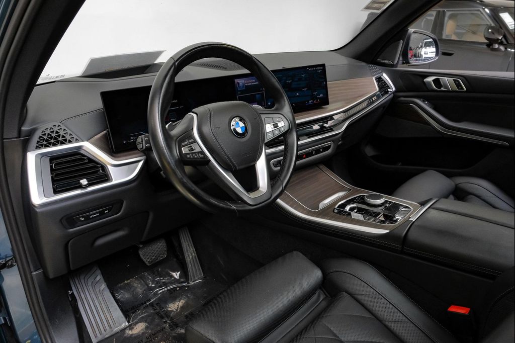 صورة 3 لـ 2025 BMW X5 SDRIVE40I