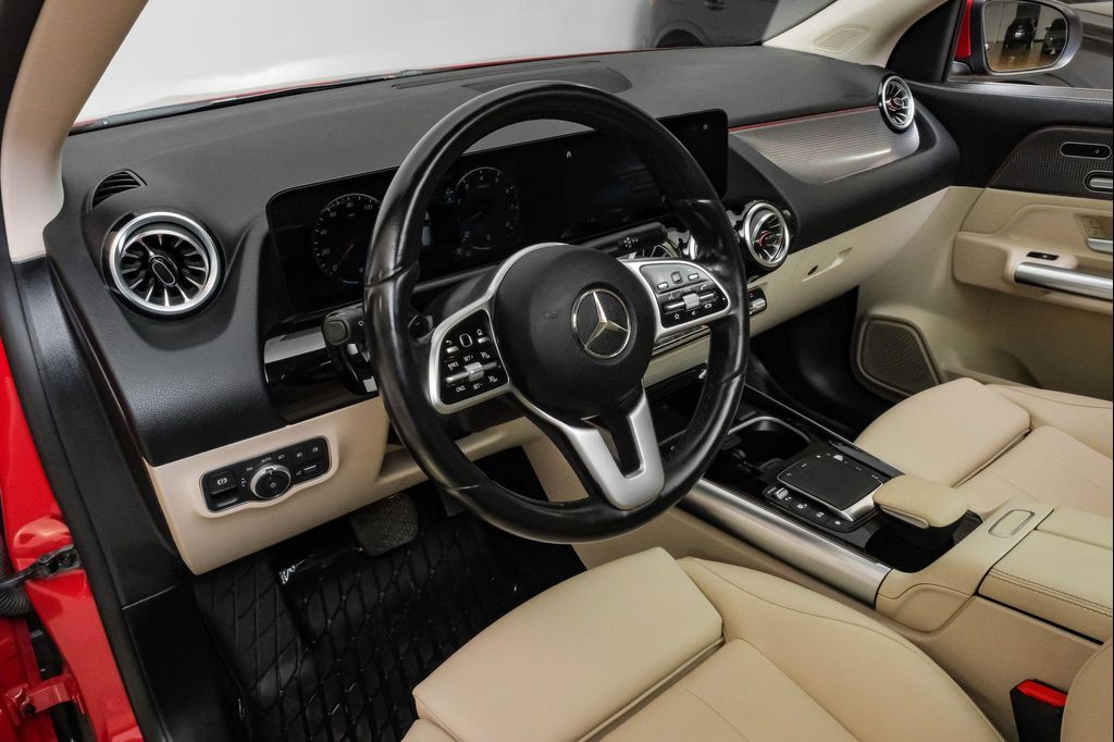 MERCEDES-BENZ GLA-CLASS - 3