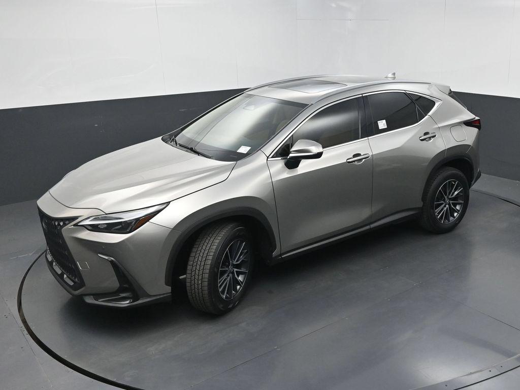 صورة مصغرة 32 لـ 2022 Lexus NX 350 PREMIUM