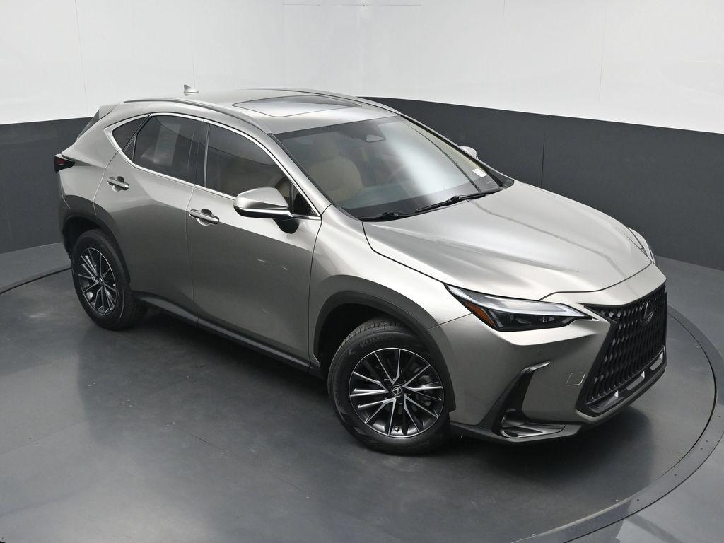 صورة مصغرة 31 لـ 2022 Lexus NX 350 PREMIUM