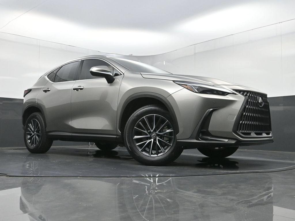 صورة مصغرة 24 لـ 2022 Lexus NX 350 PREMIUM