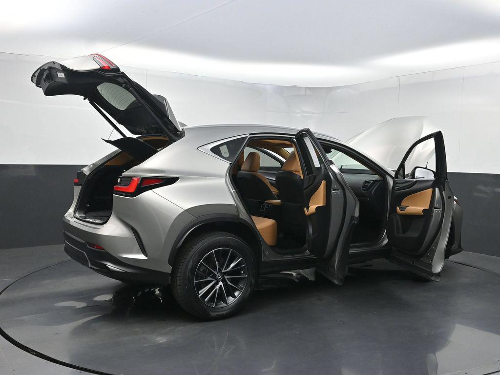 صورة مصغرة 38 لـ 2022 Lexus NX 350 PREMIUM