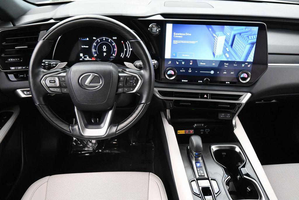 صورة 6 لـ 2024 Lexus RX 350 PREMIUM