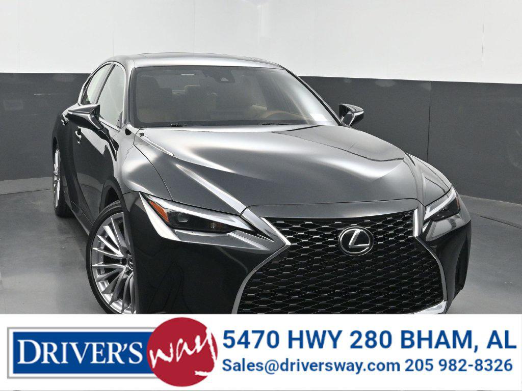 2025 Lexus IS 300
