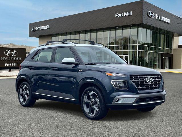 New 2026 Hyundai VENUE SEL w/Two-Tone Roof