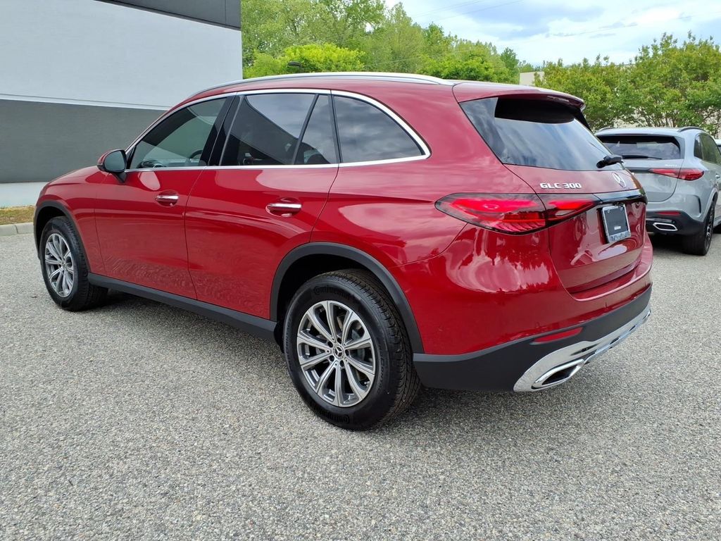 MERCEDES-BENZ GLC - 8