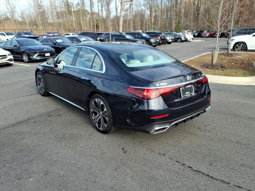 MERCEDES-BENZ E-CLASS - 7