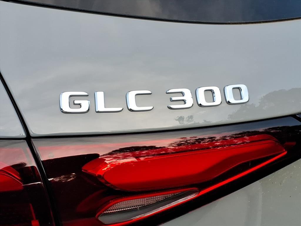 2026 Mercedes-BENZ GLC — миниатюра 26