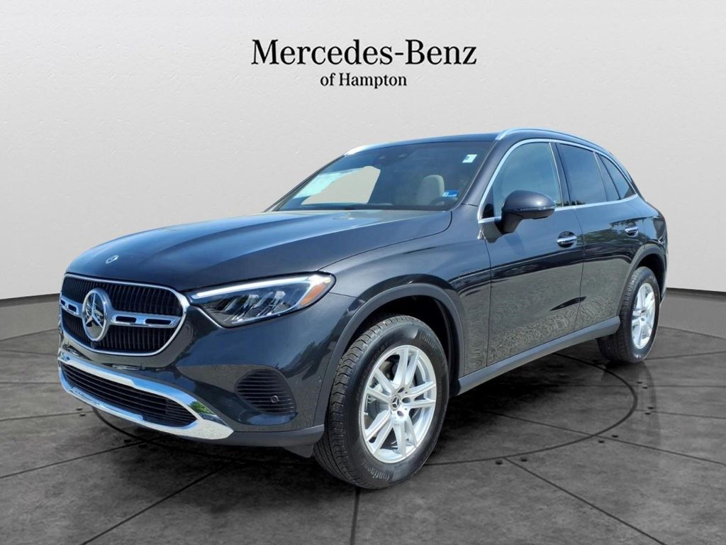 New 2026 Mercedes-Benz GLC 300 Base