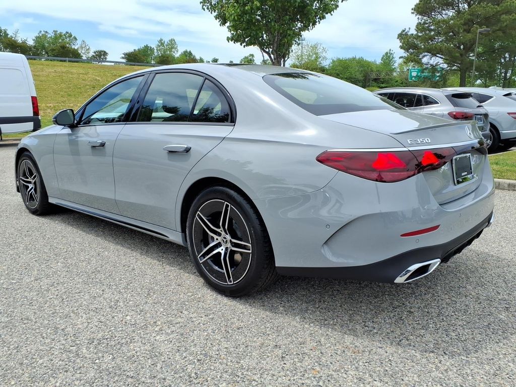 MERCEDES-BENZ E-CLASS - 8