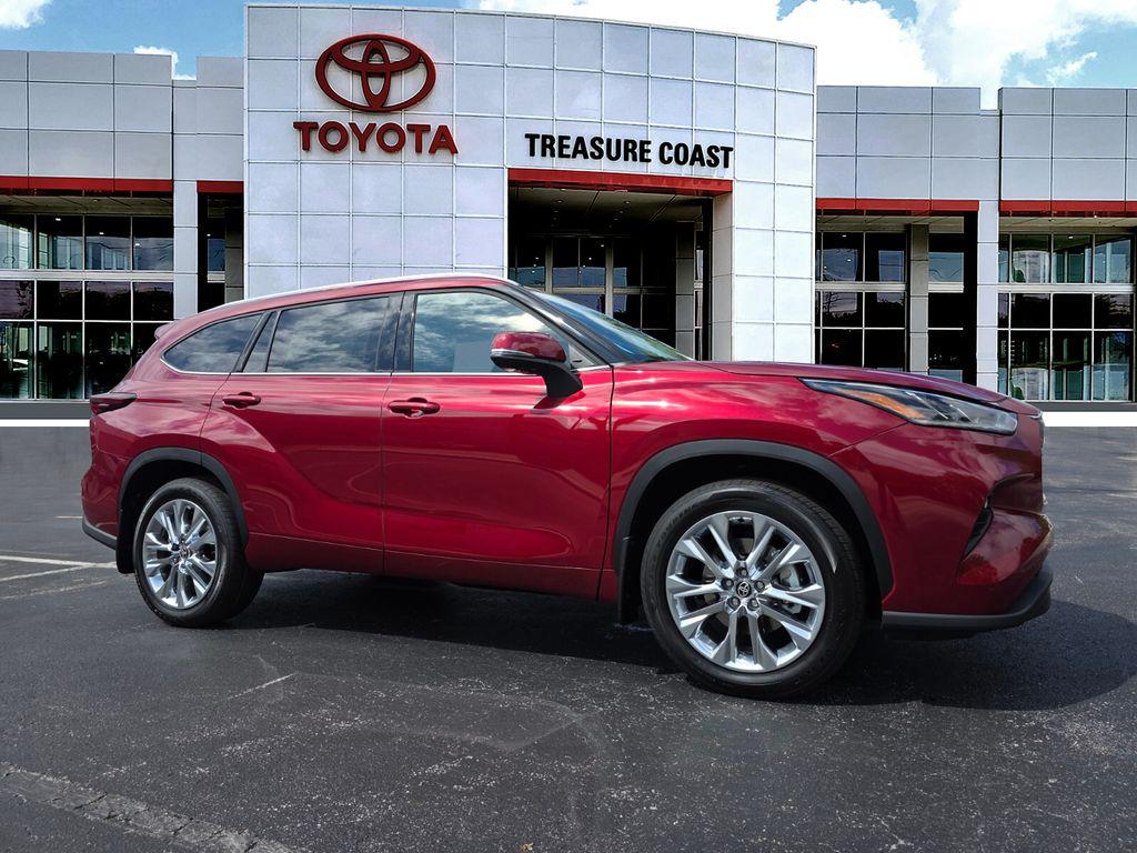 New 2026 Toyota Highlander Limited