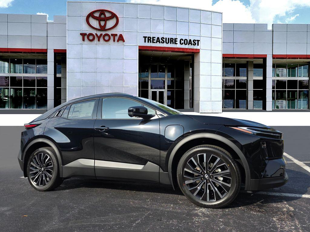 New 2026 Toyota C-HR XSE