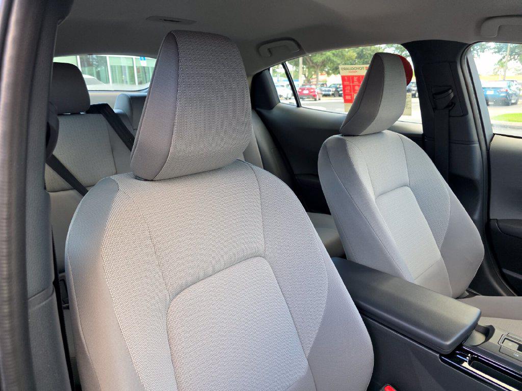 2027 Toyota PRIUS LE 缩略图 15