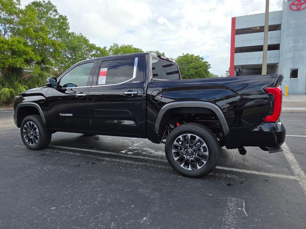 TOYOTA TUNDRA - 9
