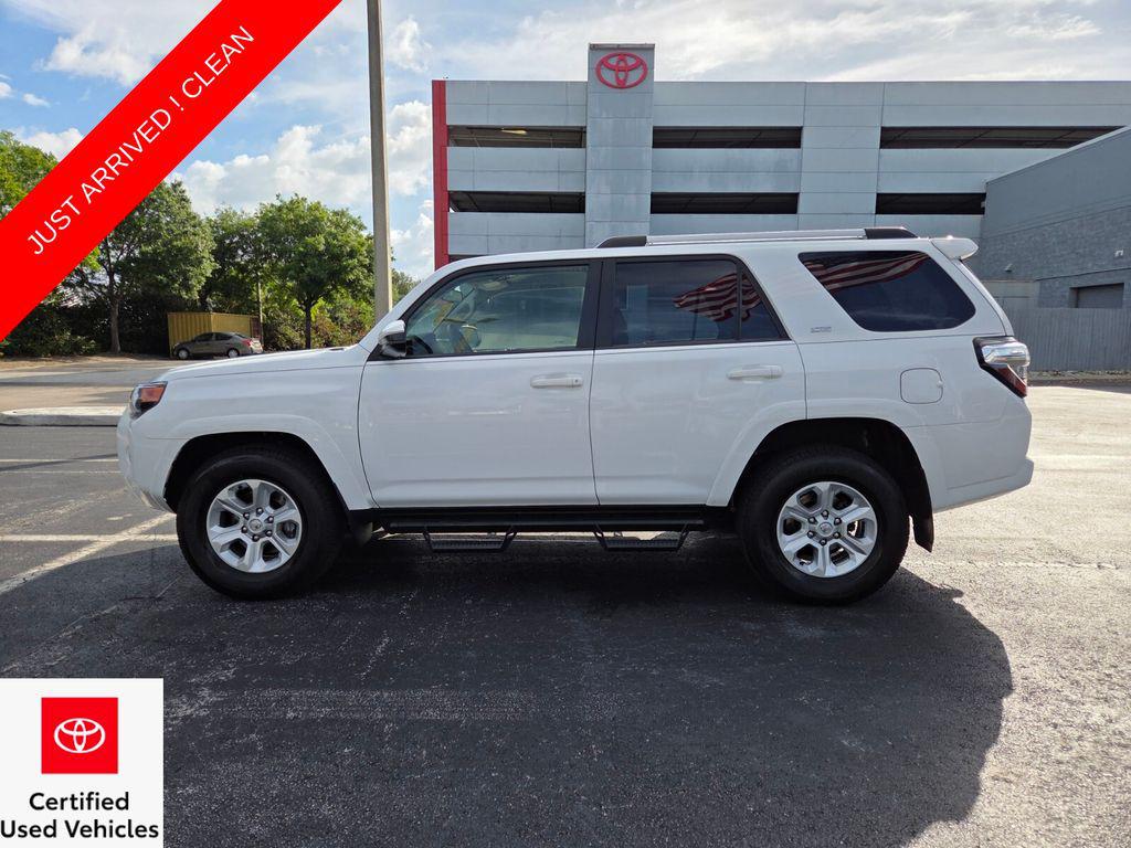TOYOTA 4RUNNER - 8