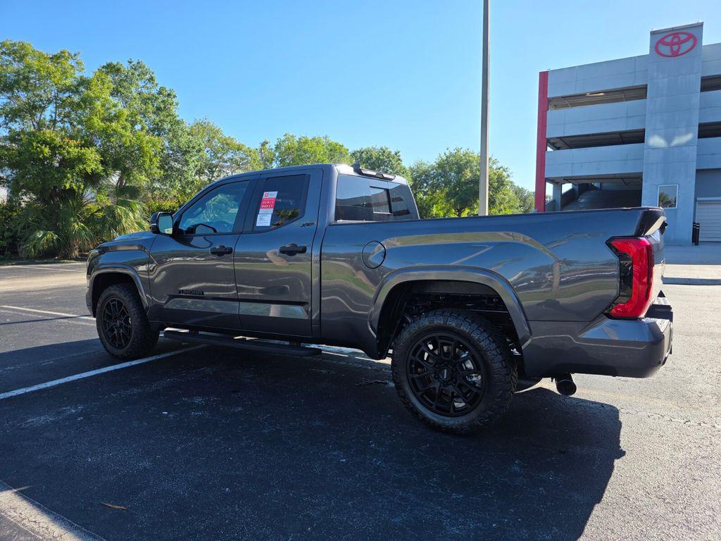 صورة 9 لـ 2026 Toyota TUNDRA SR5