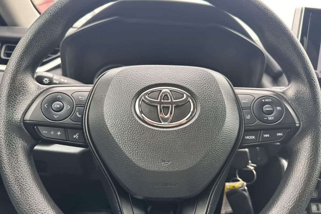 2024 Toyota RAV4 HYBRID LE 缩略图 24